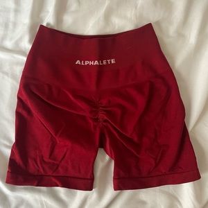 Alphalete Amplify 4.5’’ shorts in Red - XS